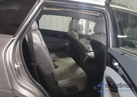 2016 Kia Sorento 3.3L Sx z USA, uszkodzony, nr VIN 5XYPKDA57GG087460